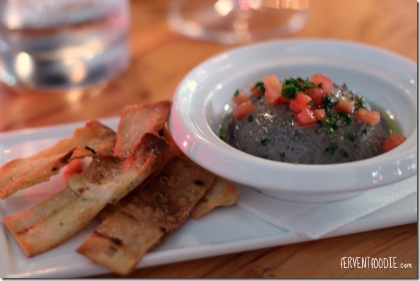 black bean hummus